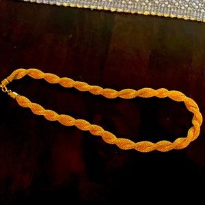 Costume jewelry necklace